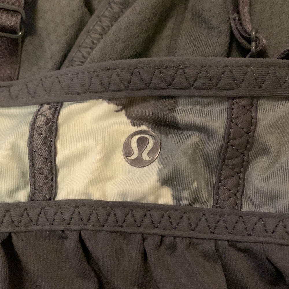 Lululemon Cross Back Top With Drawstring At Bottom - image 5